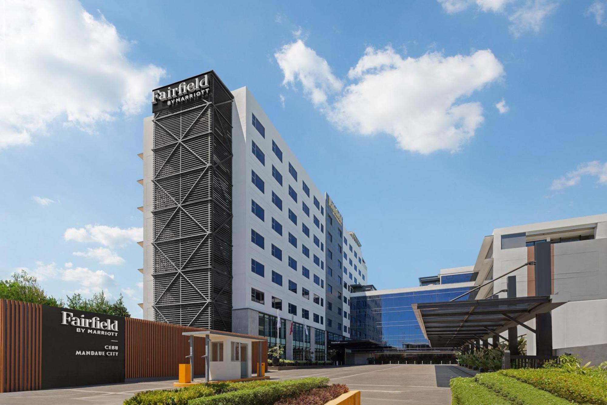 Fairfield By Marriott Cebu Mandaue City Bagian luar foto